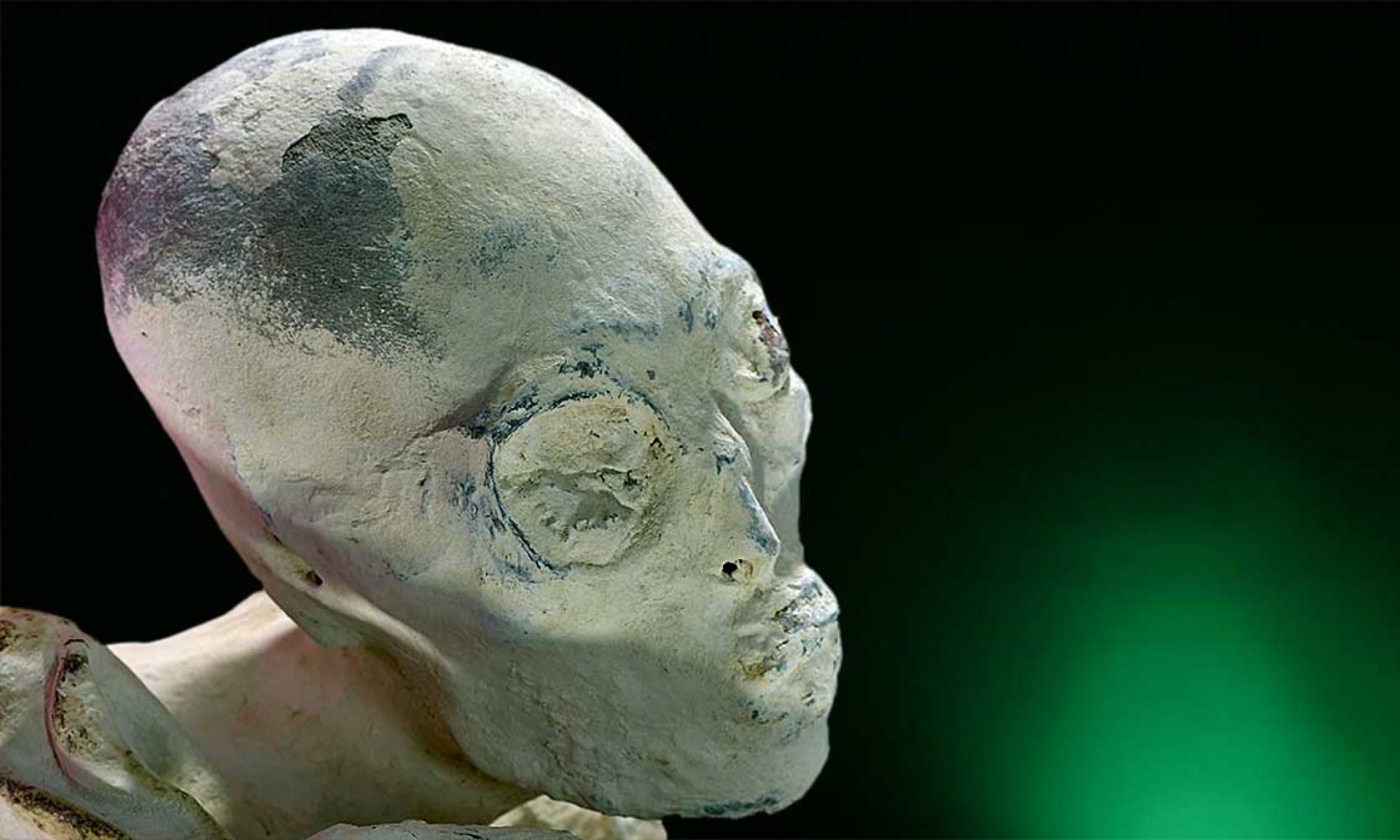 Tridactyl Mummies of Nazca